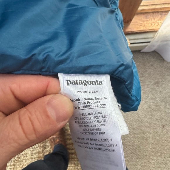 Men’s Patagonia Puffer Jacket; medium; blue; worn - Picture 4 of 6